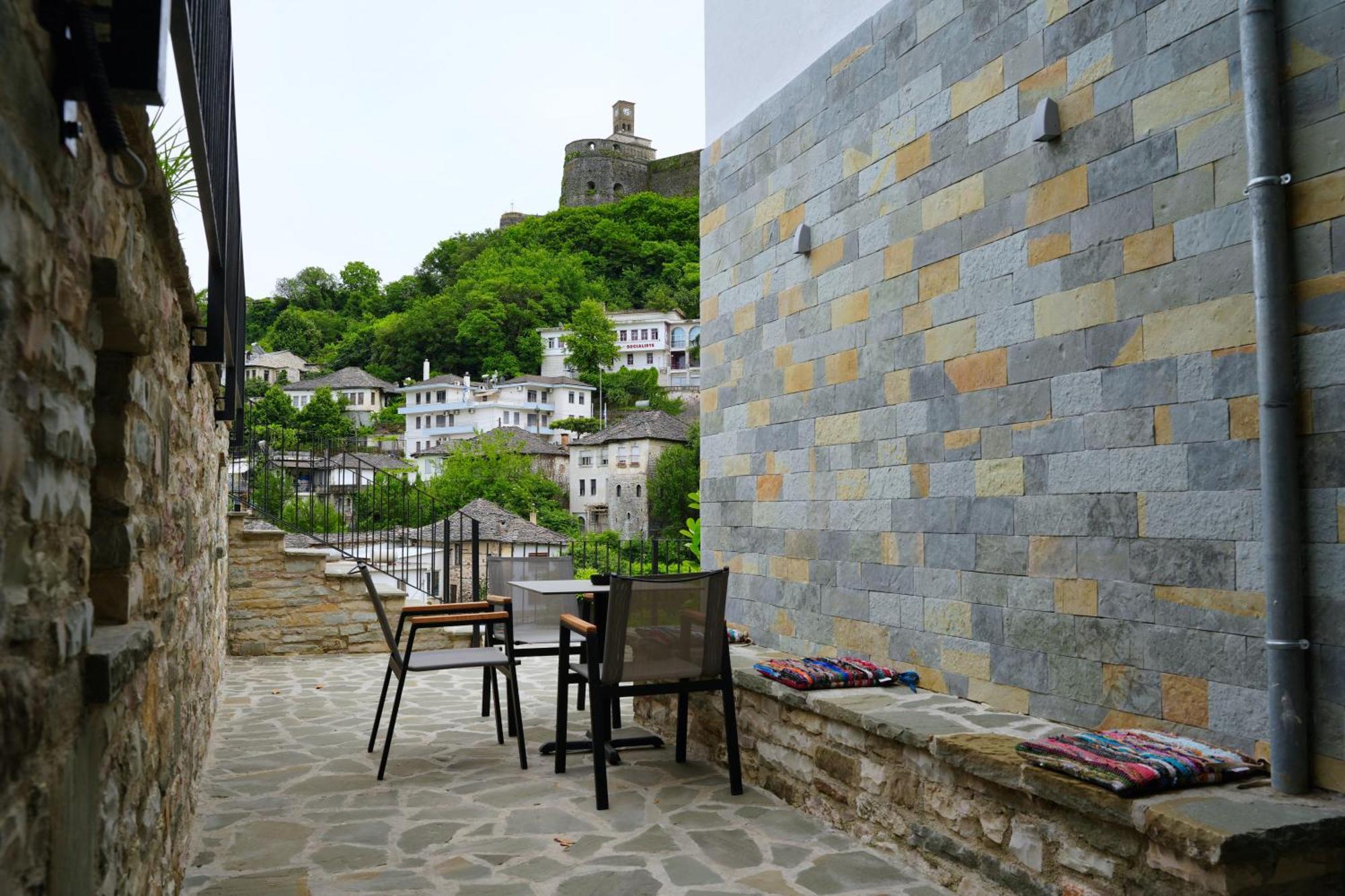 Castlefront Villa Gjirokastër Exteriér fotografie