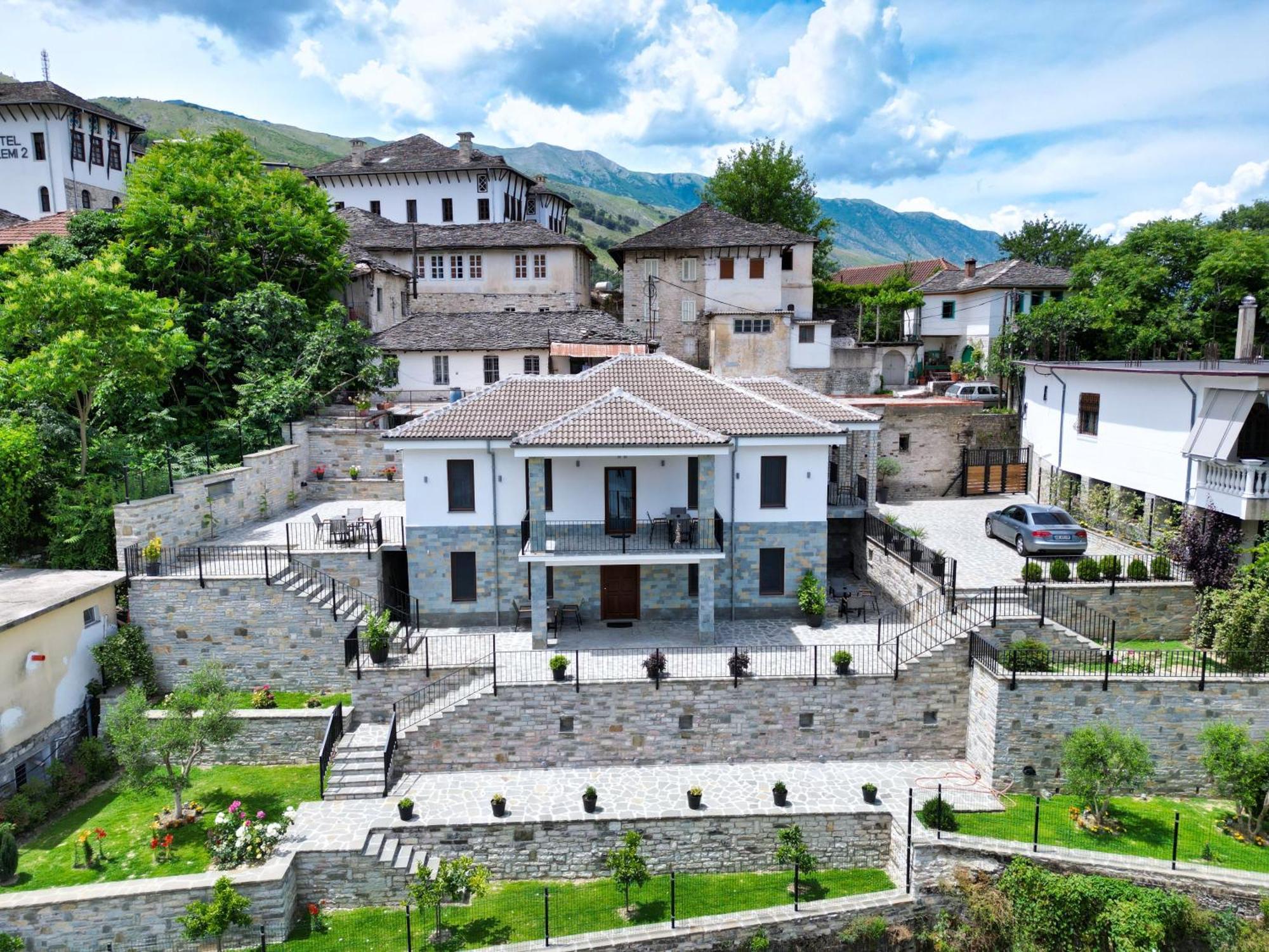 Castlefront Villa Gjirokastër Exteriér fotografie