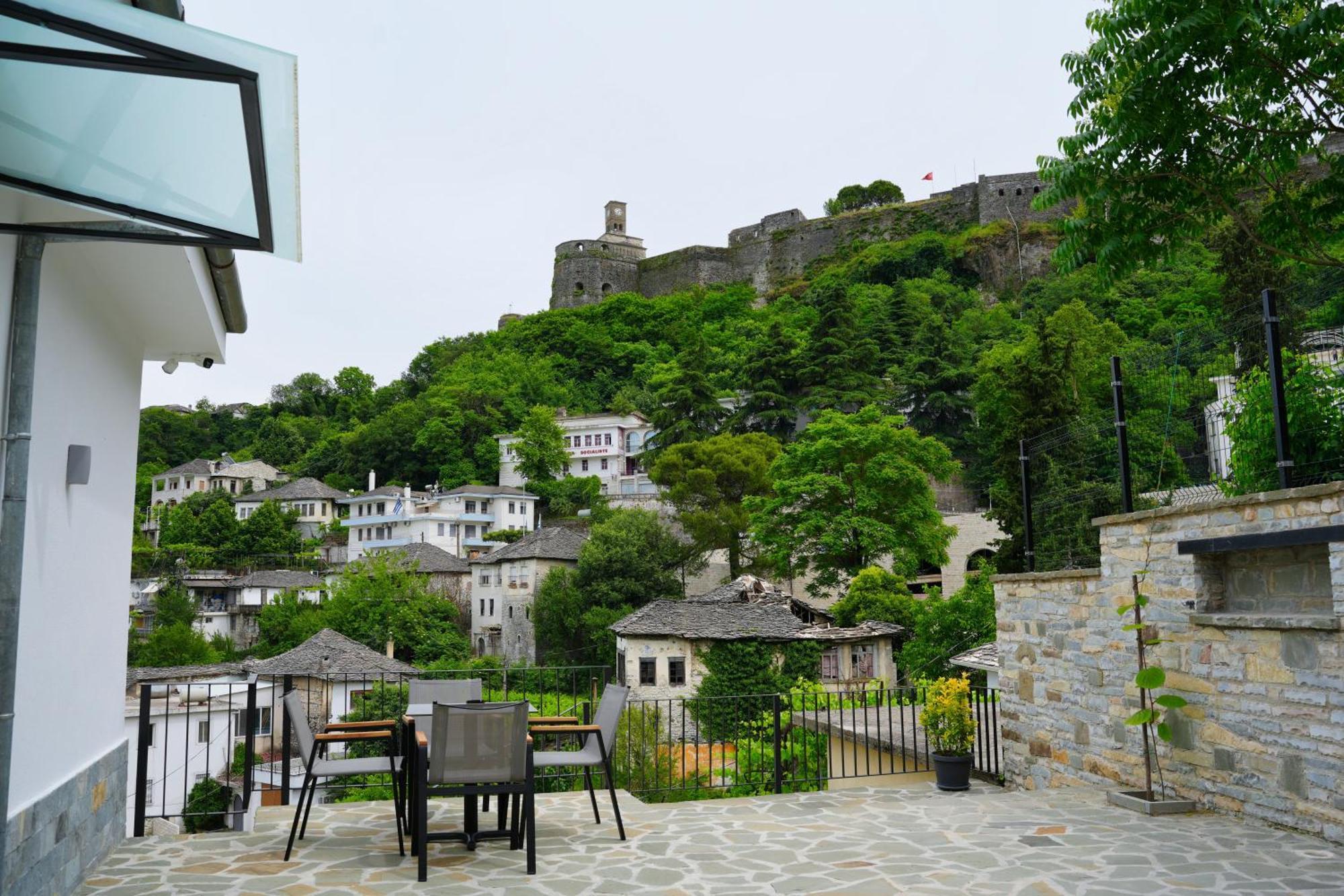 Castlefront Villa Gjirokastër Exteriér fotografie