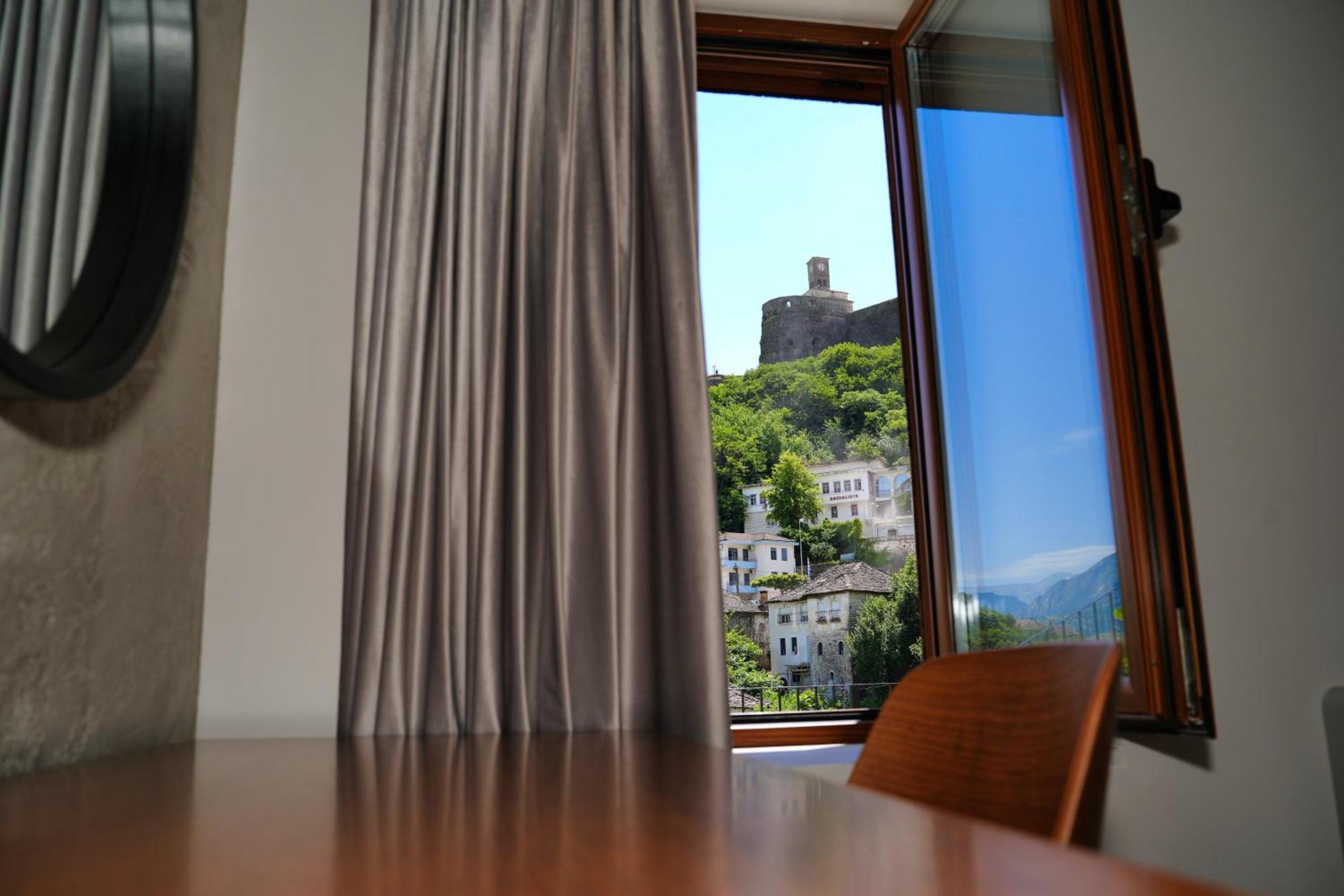 Castlefront Villa Gjirokastër Exteriér fotografie